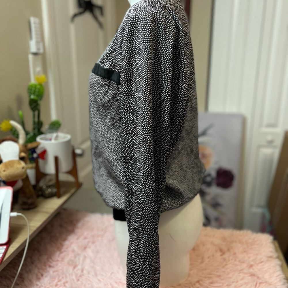 Blouse   - Picture 2 of 4